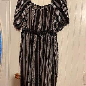 black stripe dress 14w